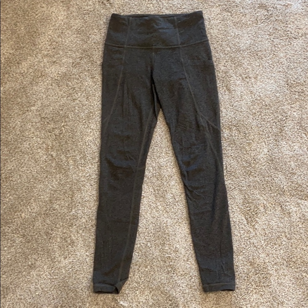 *ATHLETA* Salutation Stash Pocket Tight